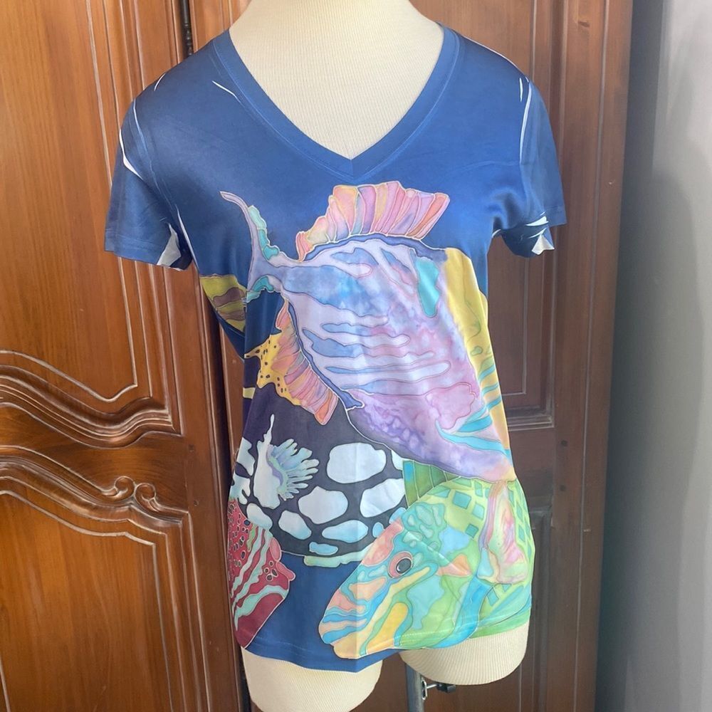 Paragon tropical fish tee shirt athletic v neck wicking size M fishing o…